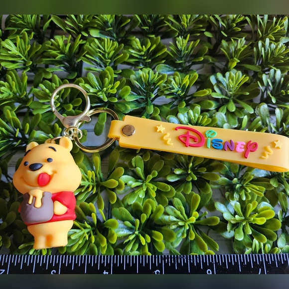 NEW Disney Winnie The Pooh Wristlet Keychain - Picture 3 of 6